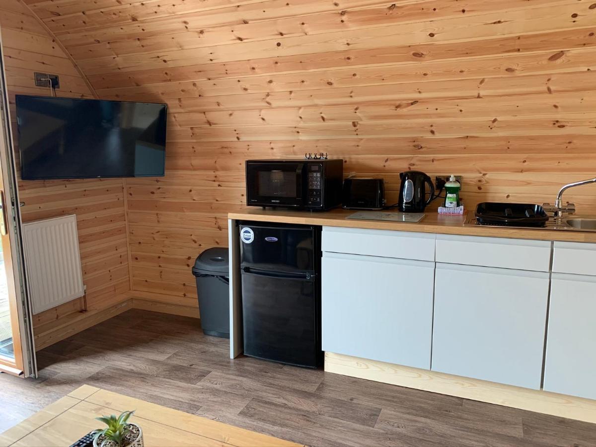 Вілла Pond View Pod 3 With Private Hot Tub -Fife - Loch Leven - Lomond Hills Kelty Екстер'єр фото